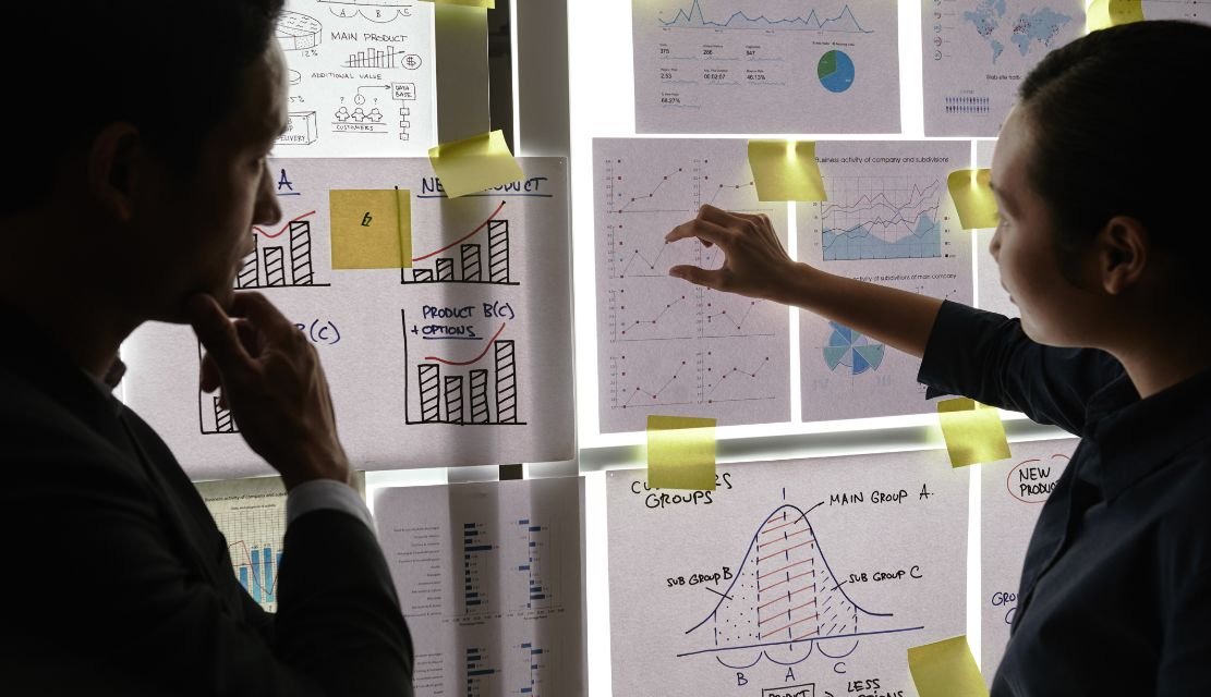 Data-Driven vs Data-Informed Decision Making in UX Design